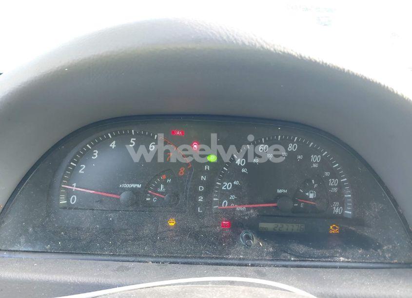 Photo 7 of 2003 Toyota Camry LE (VIN 4T1BE32K63U186954)