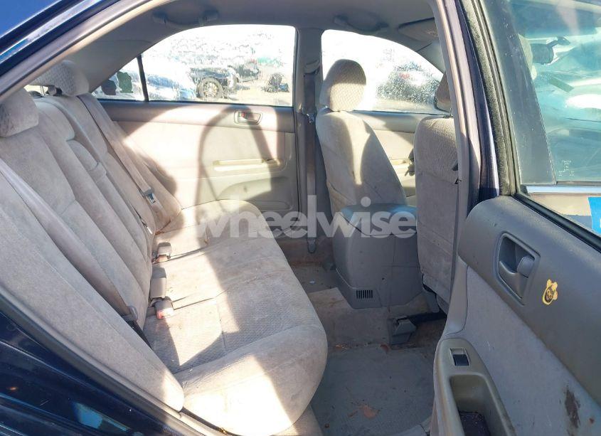 Photo 8 of 2003 Toyota Camry LE (VIN 4T1BE32K63U186954)