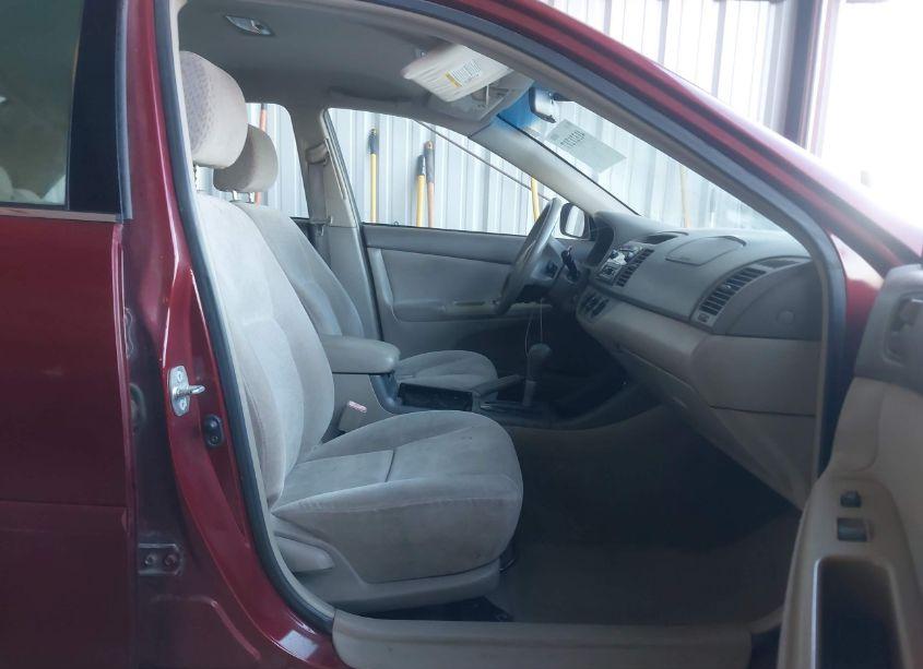 Photo 5 of 2003 Toyota Camry LE (VIN 4T1BE32K63U227521)