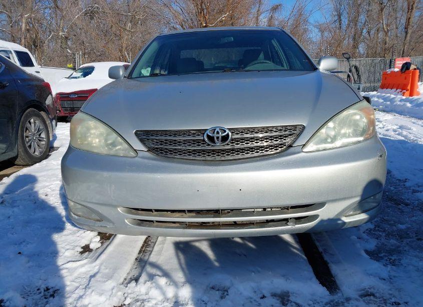 Photo 6 of 2003 Toyota Camry (VIN 4T1BE32K63U229639)