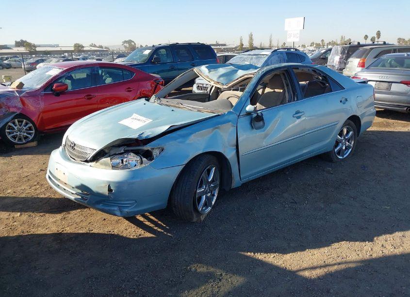 Photo 2 of 2003 Toyota Camry LE (VIN 4T1BE32K63U242567)