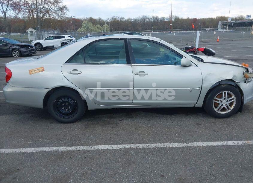 Photo 13 of 2003 Toyota Camry LE (VIN 4T1BE32K63U655864)