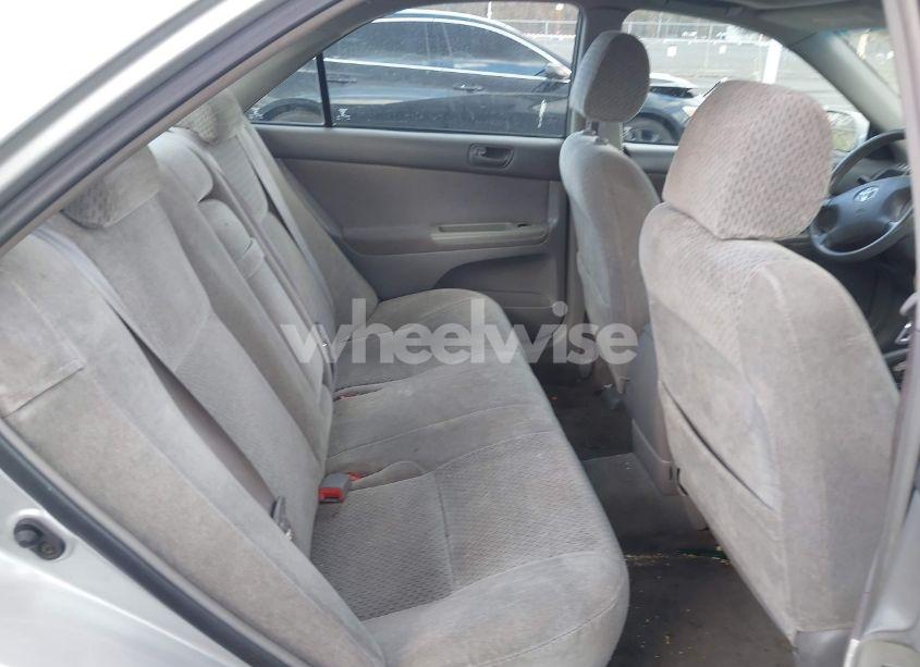 Photo 8 of 2003 Toyota Camry LE (VIN 4T1BE32K63U655864)