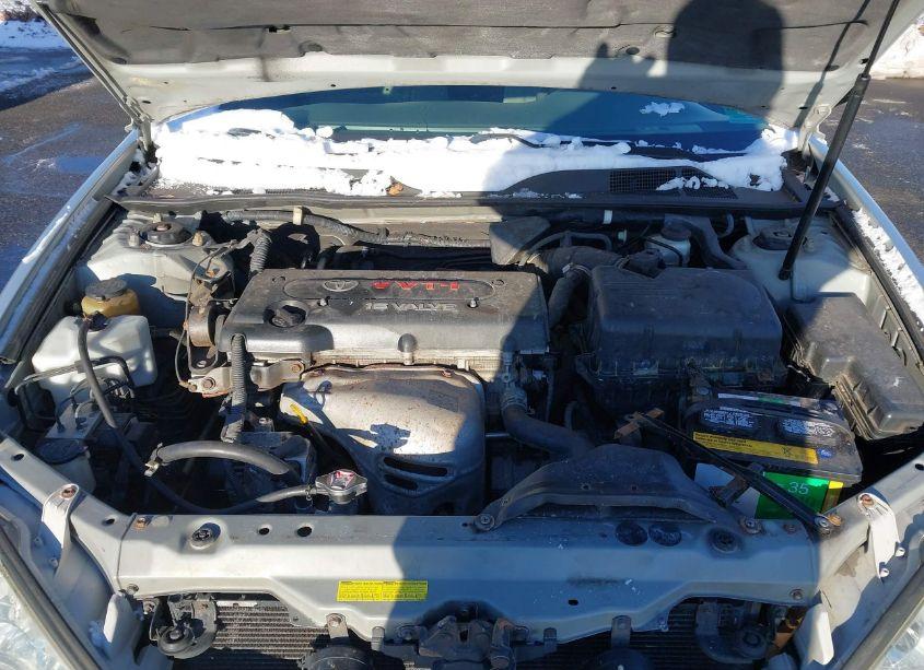 Photo 10 of 2003 Toyota Camry LE (VIN 4T1BE32K63U687195)