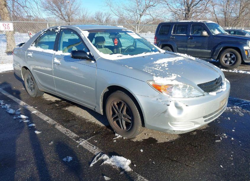 Photo 6 of 2003 Toyota Camry LE (VIN 4T1BE32K63U687195)