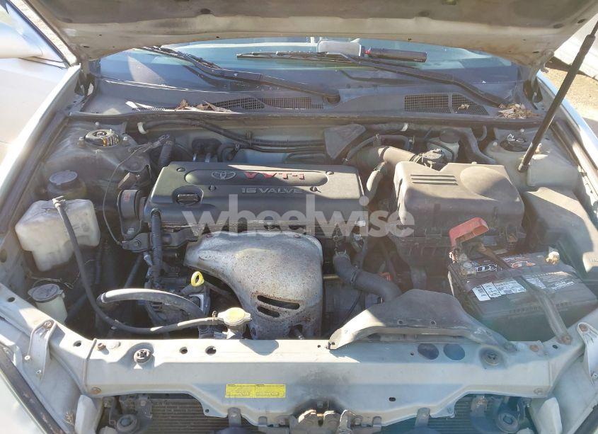 Photo 10 of 2003 Toyota Camry LE (VIN 4T1BE32K63U696446)