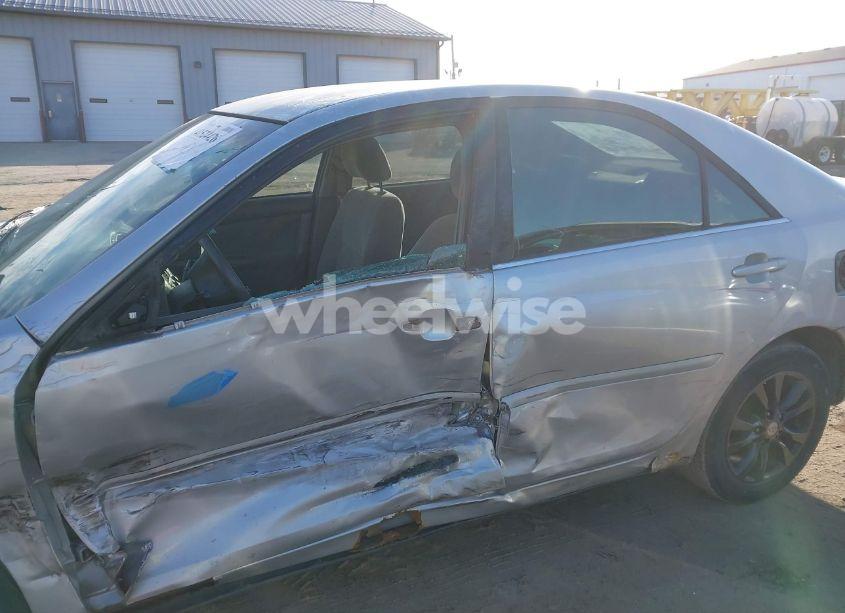 Photo 14 of 2003 Toyota Camry LE (VIN 4T1BE32K63U696446)