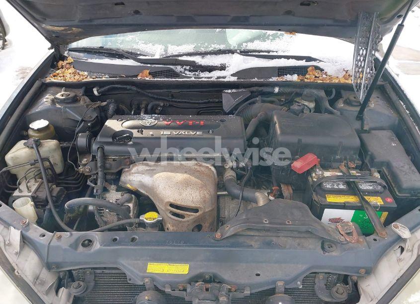 Photo 10 of 2003 Toyota Camry LE (VIN 4T1BE32K63U696544)