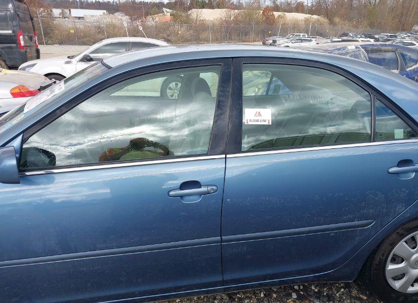 Photo 6 of 2003 Toyota Camry LE (VIN 4T1BE32K63U716646)