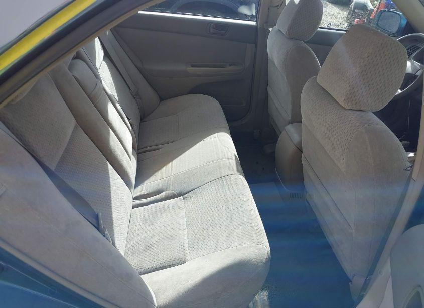 Photo 8 of 2003 Toyota Camry LE (VIN 4T1BE32K63U716646)