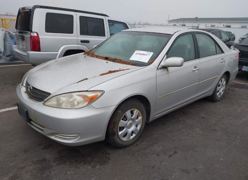 Photo 2 of 2003 Toyota Camry LE (VIN 4T1BE32K63U722852)