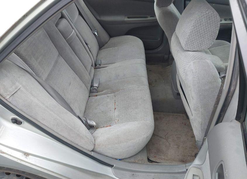 Photo 8 of 2003 Toyota Camry LE (VIN 4T1BE32K63U722852)