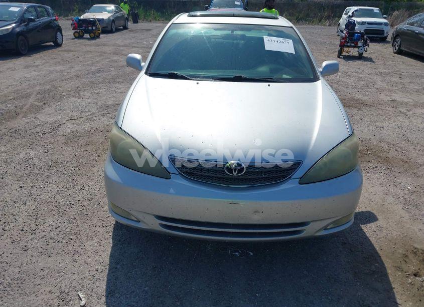 Photo 6 of 2003 Toyota Camry SE (VIN 4T1BE32K63U752904)