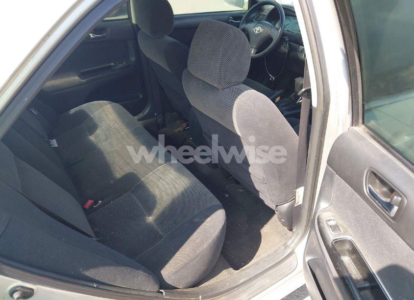 Photo 8 of 2003 Toyota Camry SE (VIN 4T1BE32K63U752904)