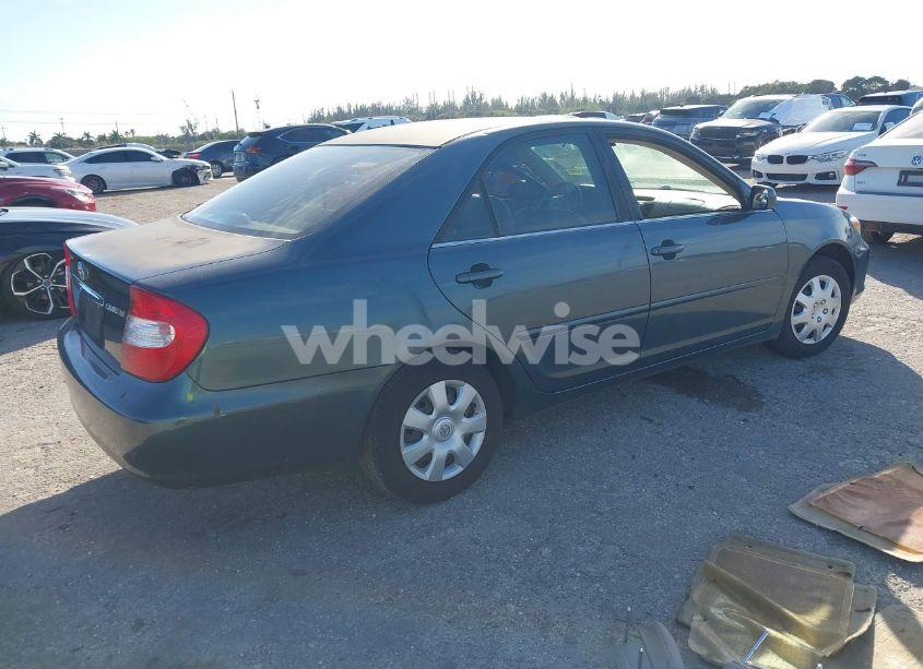 Photo 4 of 2004 Toyota Camry LE (VIN 4T1BE32K64U286277)
