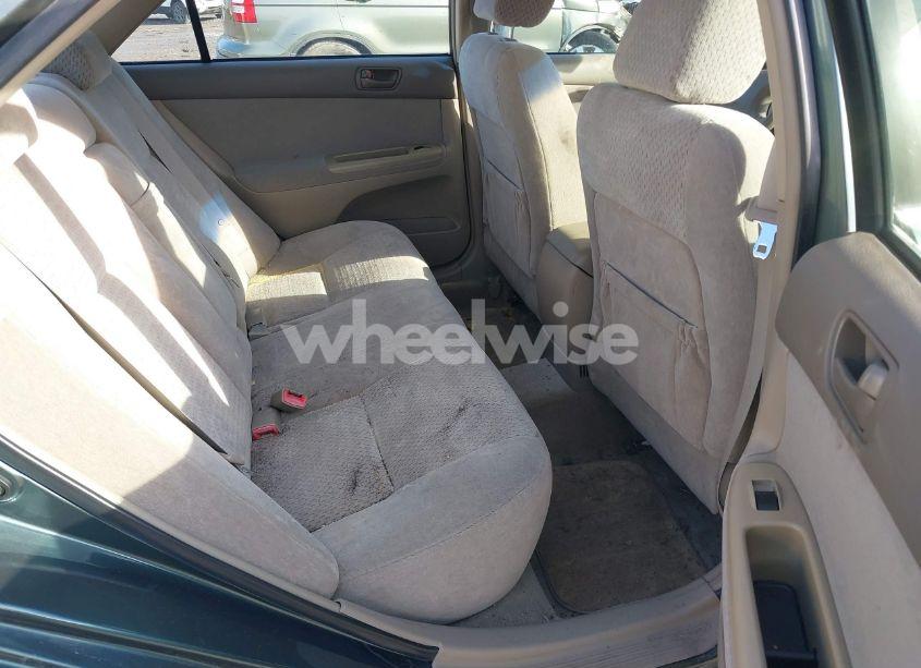 Photo 8 of 2004 Toyota Camry LE (VIN 4T1BE32K64U289762)