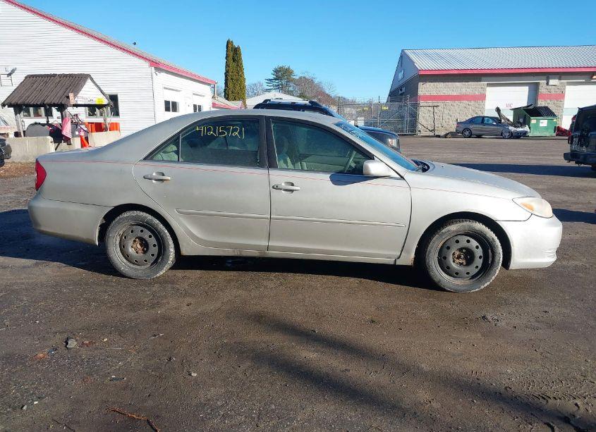 Photo 14 of 2004 Toyota Camry LE (VIN 4T1BE32K64U334568)