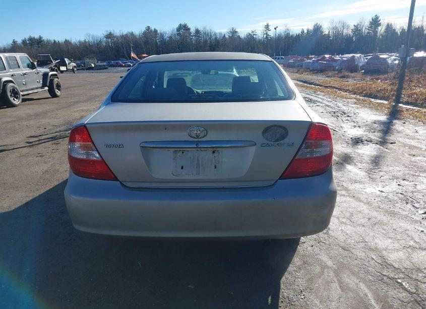 Photo 15 of 2004 Toyota Camry LE (VIN 4T1BE32K64U334568)