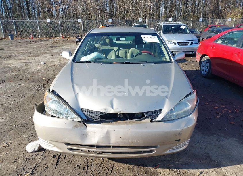 Photo 12 of 2004 Toyota Camry LE (VIN 4T1BE32K64U343500)