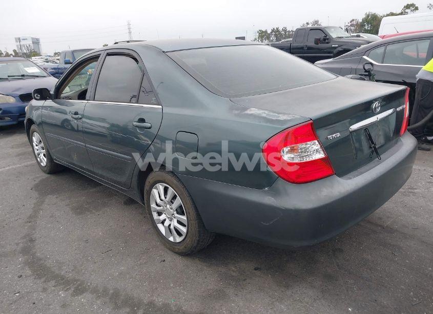 Photo 3 of 2004 Toyota Camry LE (VIN 4T1BE32K64U357168)
