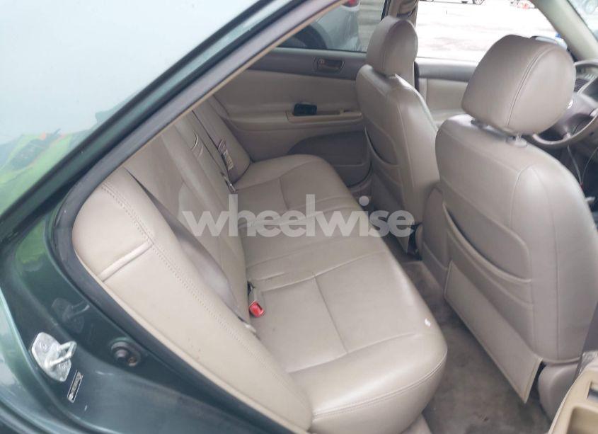 Photo 8 of 2004 Toyota Camry LE (VIN 4T1BE32K64U357168)