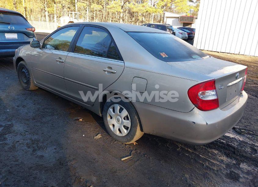 Photo 3 of 2004 Toyota Camry LE (VIN 4T1BE32K64U363844)