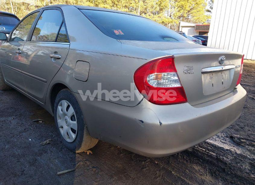 Photo 6 of 2004 Toyota Camry LE (VIN 4T1BE32K64U363844)