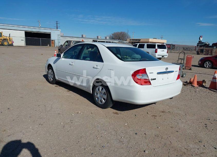 Photo 3 of 2004 Toyota Camry LE (VIN 4T1BE32K64U366906)