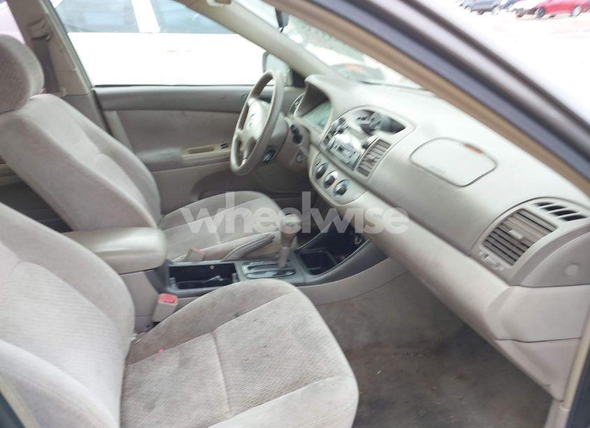 Photo 5 of 2004 Toyota Camry LE (VIN 4T1BE32K64U791042)