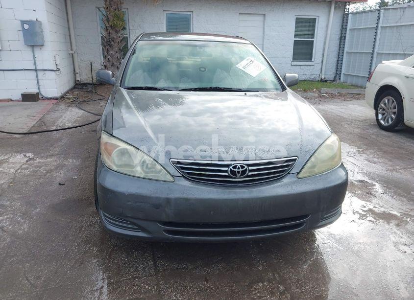Photo 6 of 2004 Toyota Camry LE (VIN 4T1BE32K64U791042)