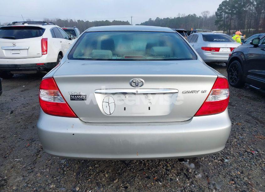 Photo 16 of 2004 Toyota Camry LE (VIN 4T1BE32K64U829837)