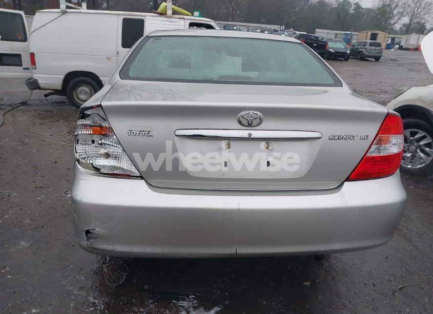 Photo 6 of 2004 Toyota Camry LE (VIN 4T1BE32K64U830440)