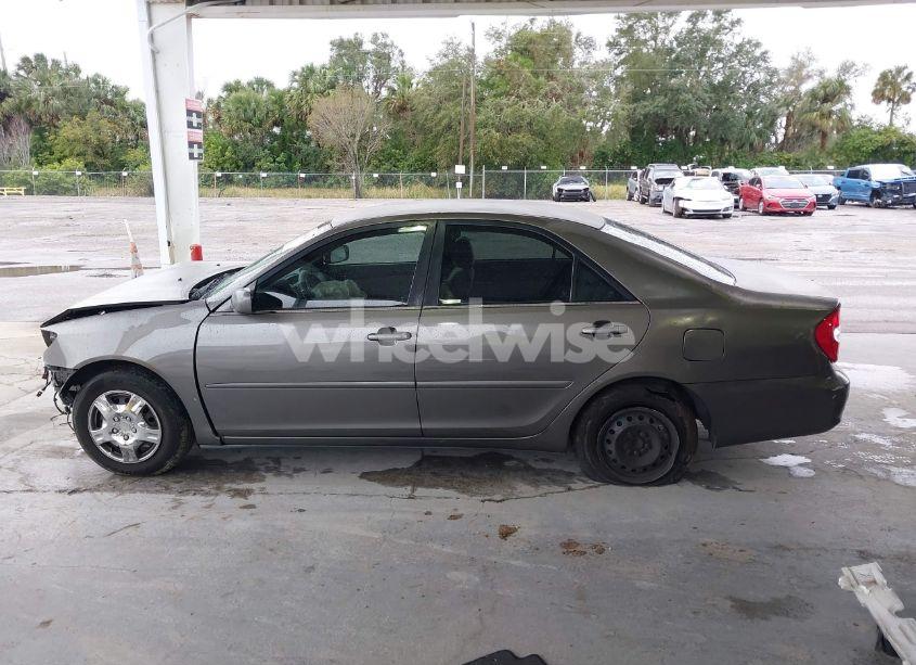 Photo 15 of 2004 Toyota Camry LE (VIN 4T1BE32K64U836738)