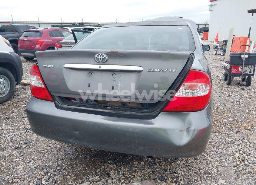 Photo 12 of 2004 Toyota Camry LE (VIN 4T1BE32K64U868802)