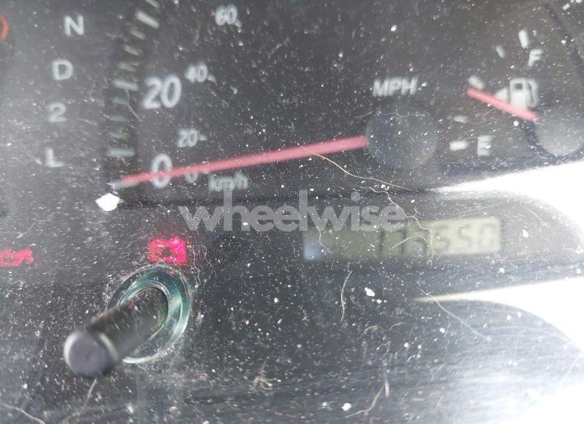 Photo 7 of 2004 Toyota Camry LE (VIN 4T1BE32K64U881677)