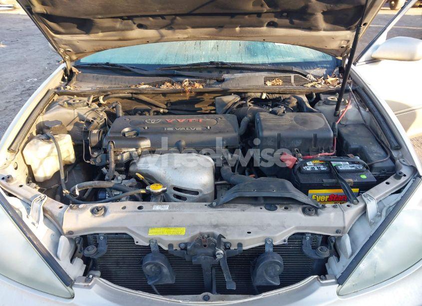 Photo 10 of 2004 Toyota Camry LE (VIN 4T1BE32K64U881856)