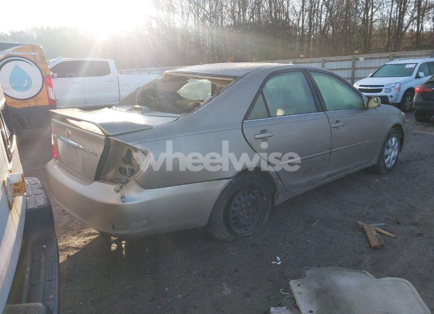 Photo 4 of 2004 Toyota Camry LE (VIN 4T1BE32K64U881856)