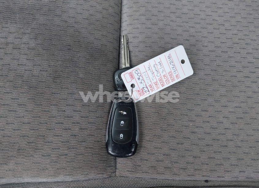 Photo 11 of 2004 Toyota Camry LE (VIN 4T1BE32K64U906240)