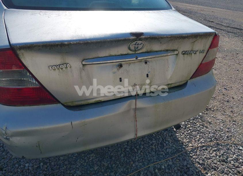 Photo 6 of 2004 Toyota Camry LE (VIN 4T1BE32K64U939657)