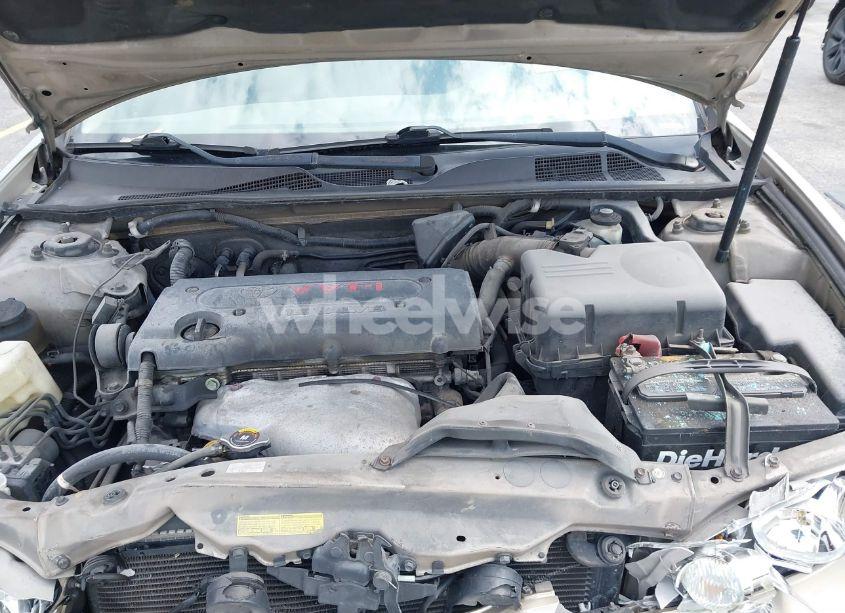 Photo 10 of 2005 Toyota Camry LE (VIN 4T1BE32K65U007962)