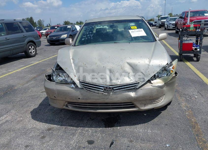 Photo 6 of 2005 Toyota Camry LE (VIN 4T1BE32K65U007962)