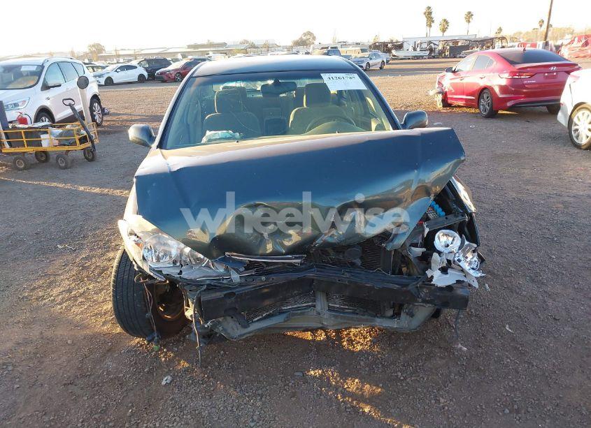Photo 13 of 2005 Toyota Camry XLE (VIN 4T1BE32K65U052724)