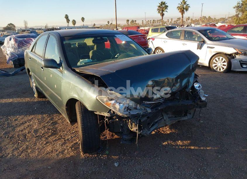 Photo 6 of 2005 Toyota Camry XLE (VIN 4T1BE32K65U052724)