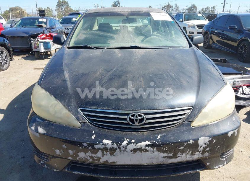 Photo 6 of 2005 Toyota Camry LE (VIN 4T1BE32K65U065389)