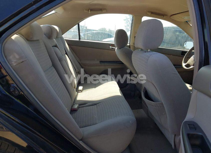 Photo 8 of 2005 Toyota Camry LE (VIN 4T1BE32K65U065389)