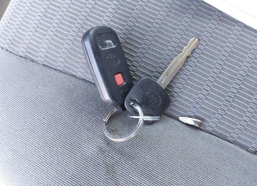 Photo 11 of 2005 Toyota Camry LE (VIN 4T1BE32K65U414065)
