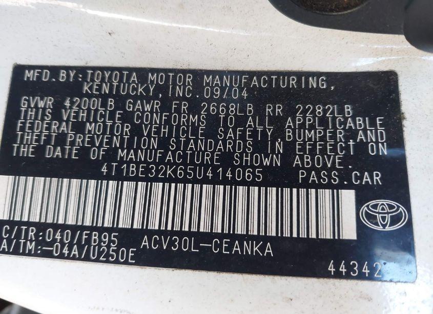 Photo 9 of 2005 Toyota Camry LE (VIN 4T1BE32K65U414065)