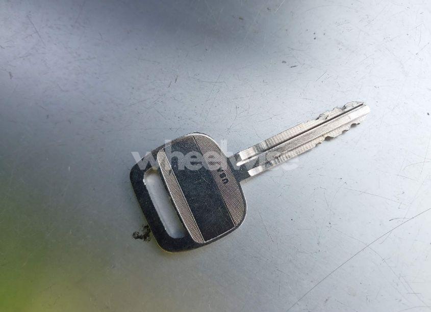 Photo 11 of 2005 Toyota Camry (VIN 4T1BE32K65U431450)