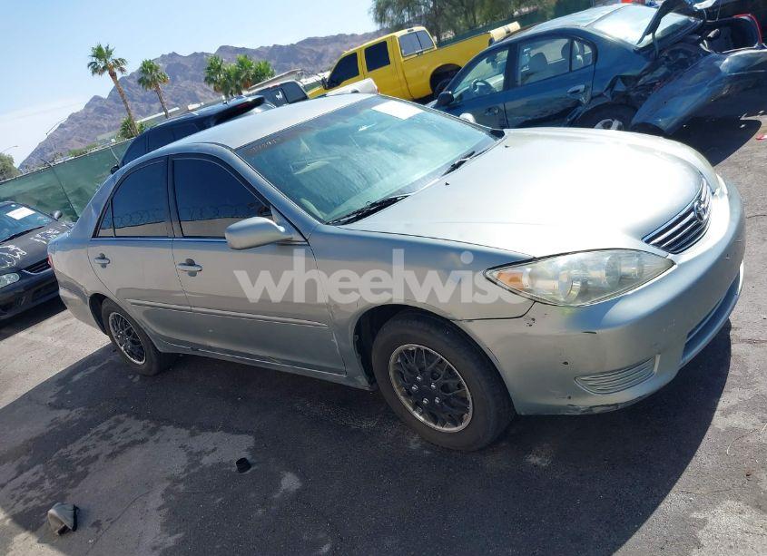 Photo 13 of 2005 Toyota Camry LE (VIN 4T1BE32K65U521357)