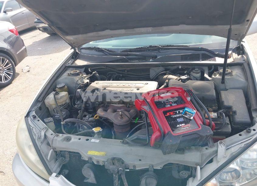 Photo 10 of 2005 Toyota Camry LE (VIN 4T1BE32K65U523657)